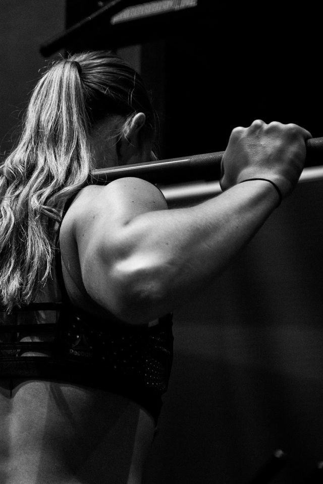 WEIGHT LIFTING LINE